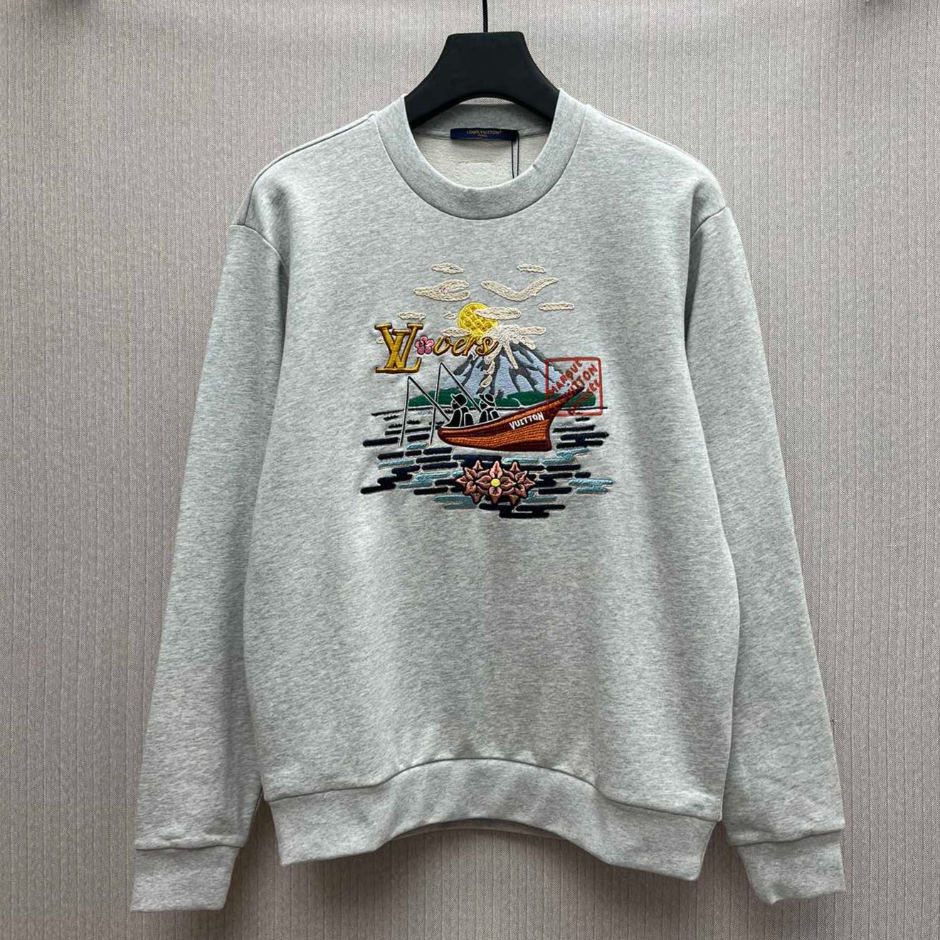Louis Vuitton Embroidered Sweatshirt（1AIMMA）