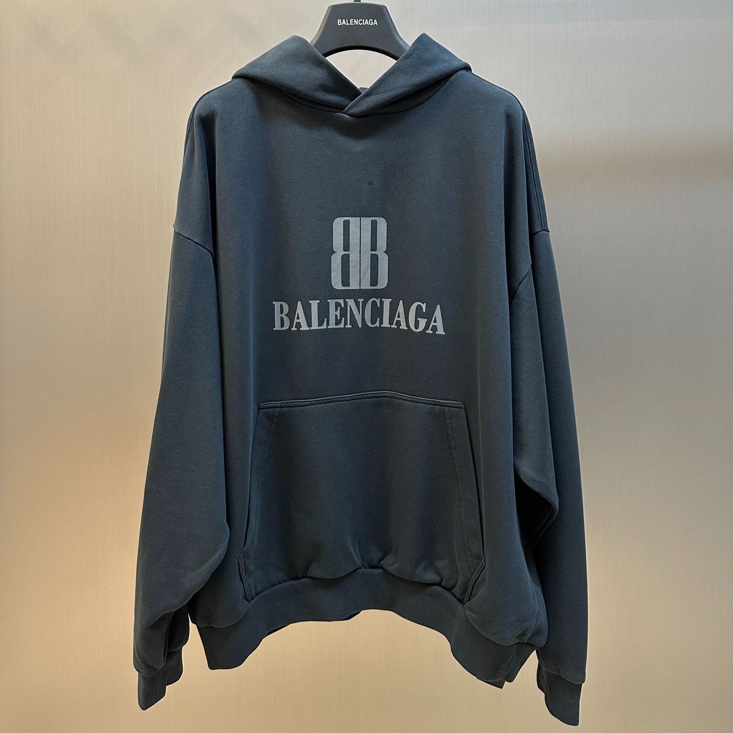 Balenciaga Men's Nano Bb Hoodie (767877TSVO31083）
