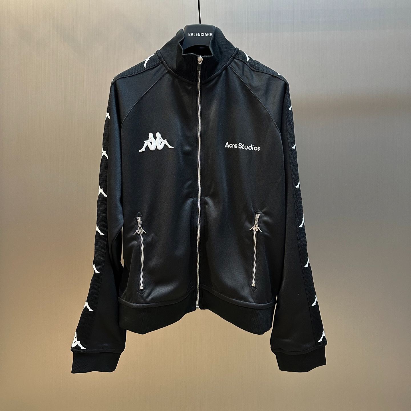 Acne Studios x Kappa Zipper sweater (CI0196-900）
