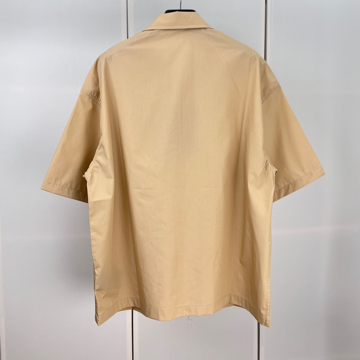 PRADA Short sleeved Zip Shirt (SC781-1480-F0216-S-OOO）