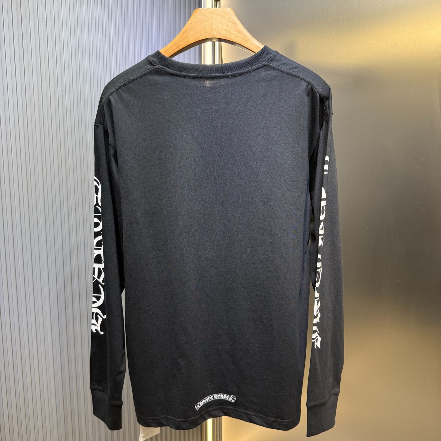 CHROME HEARTS neck logo T-shirt black x white (CH-066）