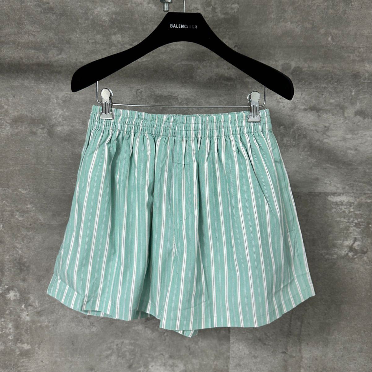 Balenciaga﻿﻿﻿ Short sn Green/white (831530TSM033048）