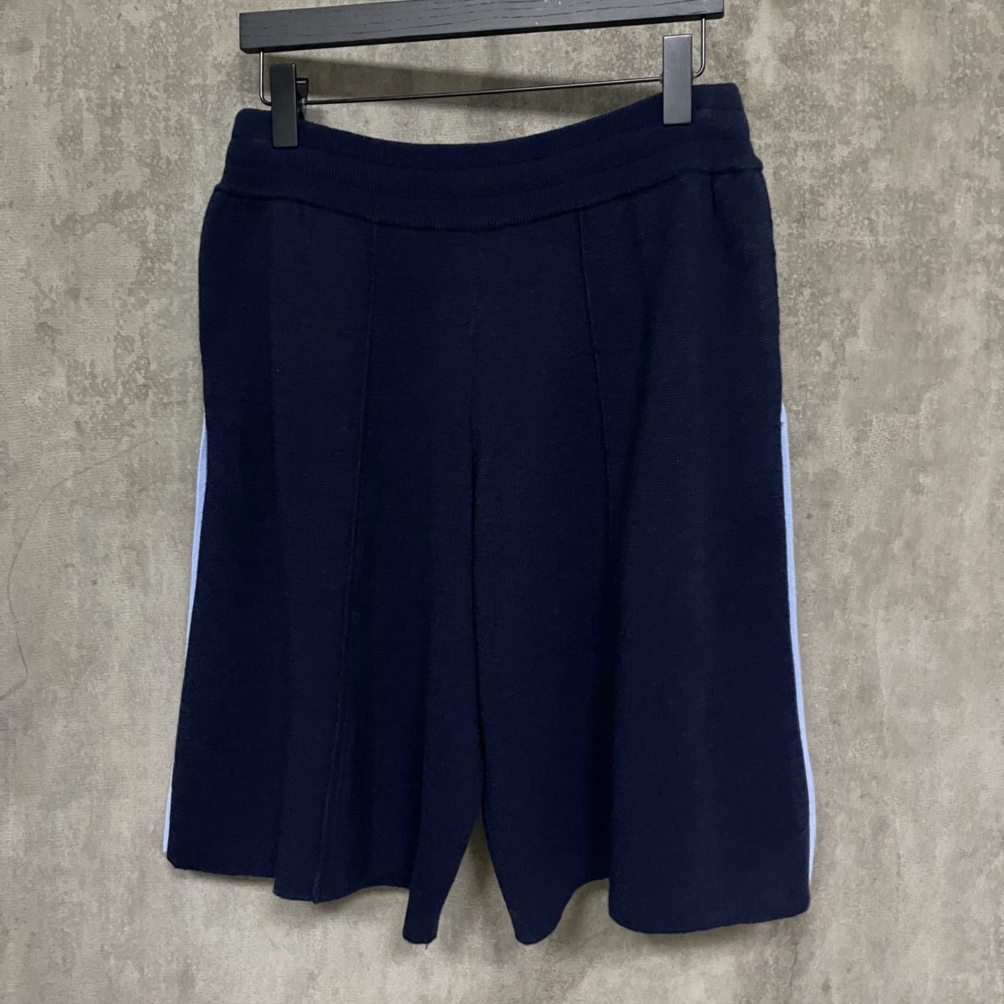 Tyler, The Creator x Louis Vuitton Signature Knitted Wool Shorts "Navy Blue"（1AFPXN）