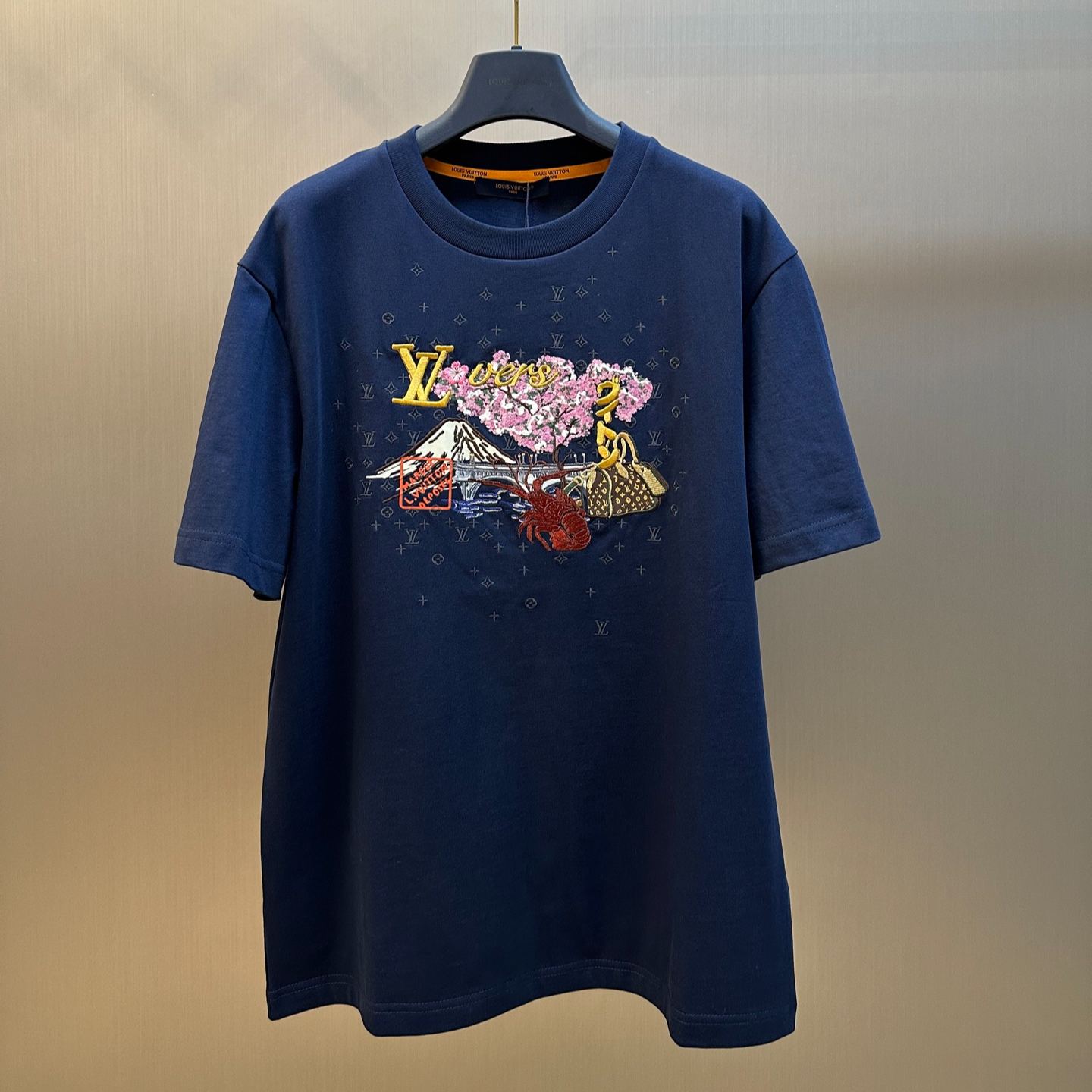 Louis Vuitton embroidered T-shirt（1AIMKT）