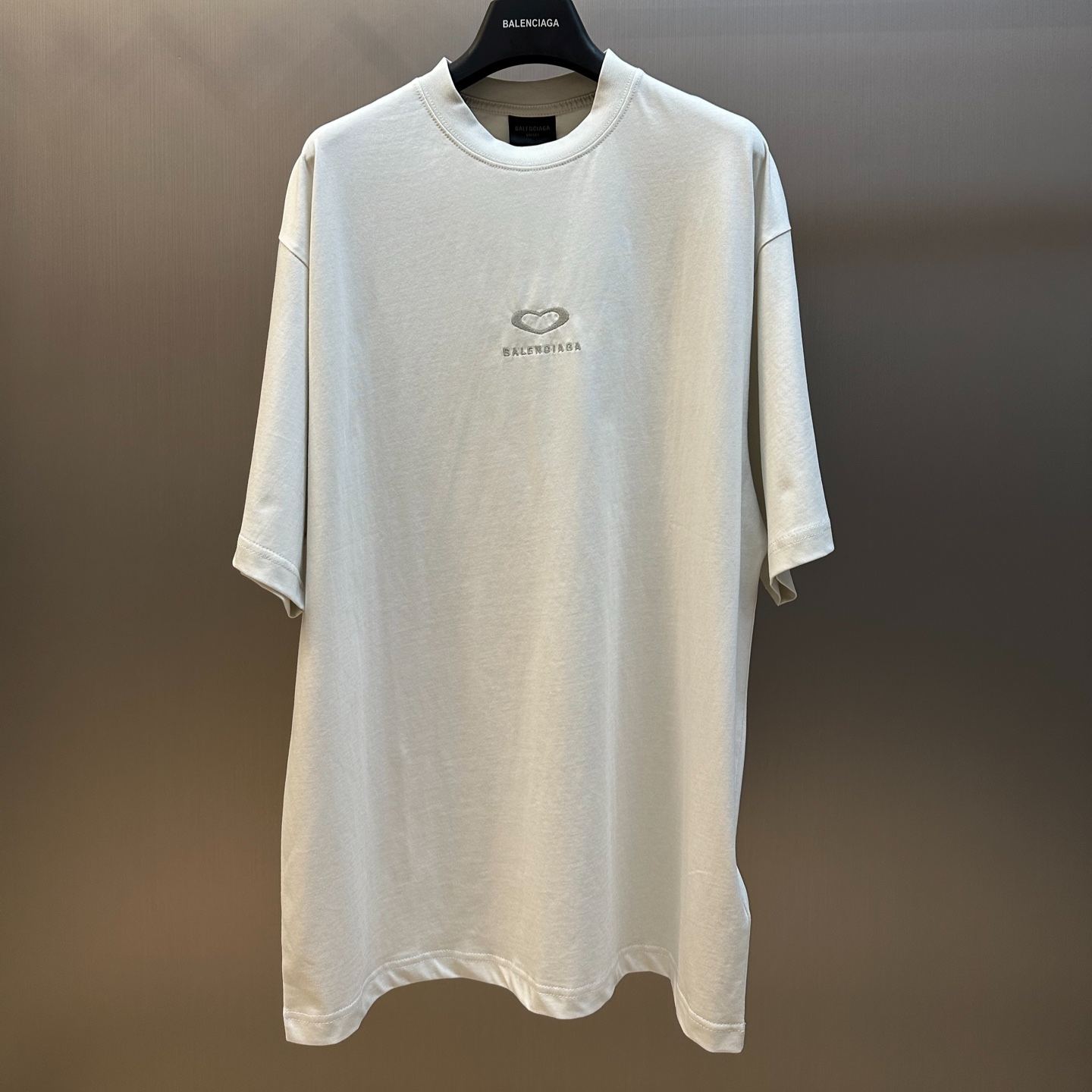 Balenciaga Qixi 25 T-shirt Medium Fit in Black（764235TSVX71000）