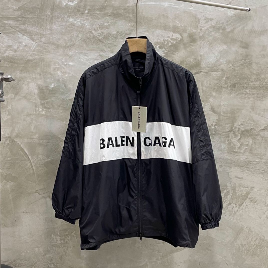 Balenciaga Zip-Up Jacket  (725302TPO061000）