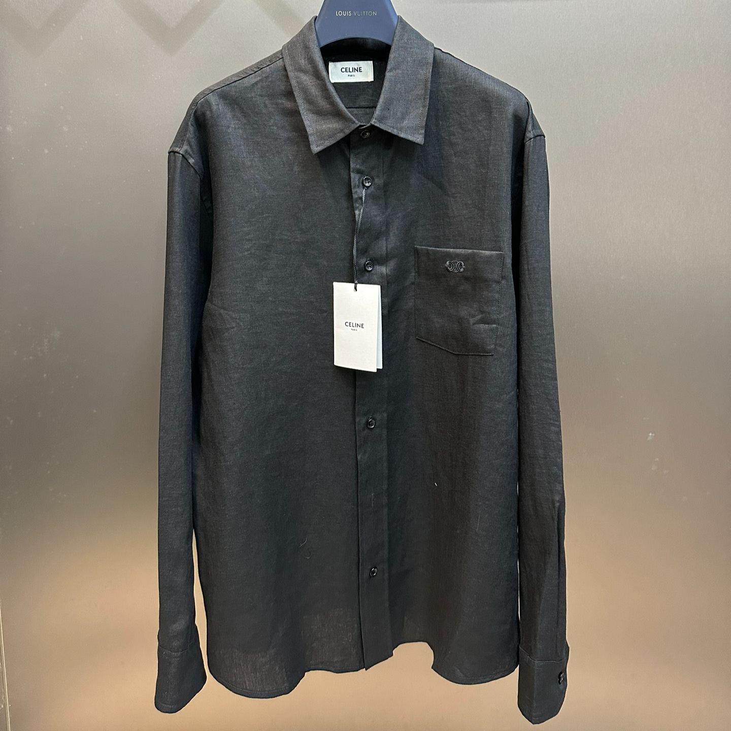 CELINE loose shirt in linen - BLACK (2C982170U-38NO）