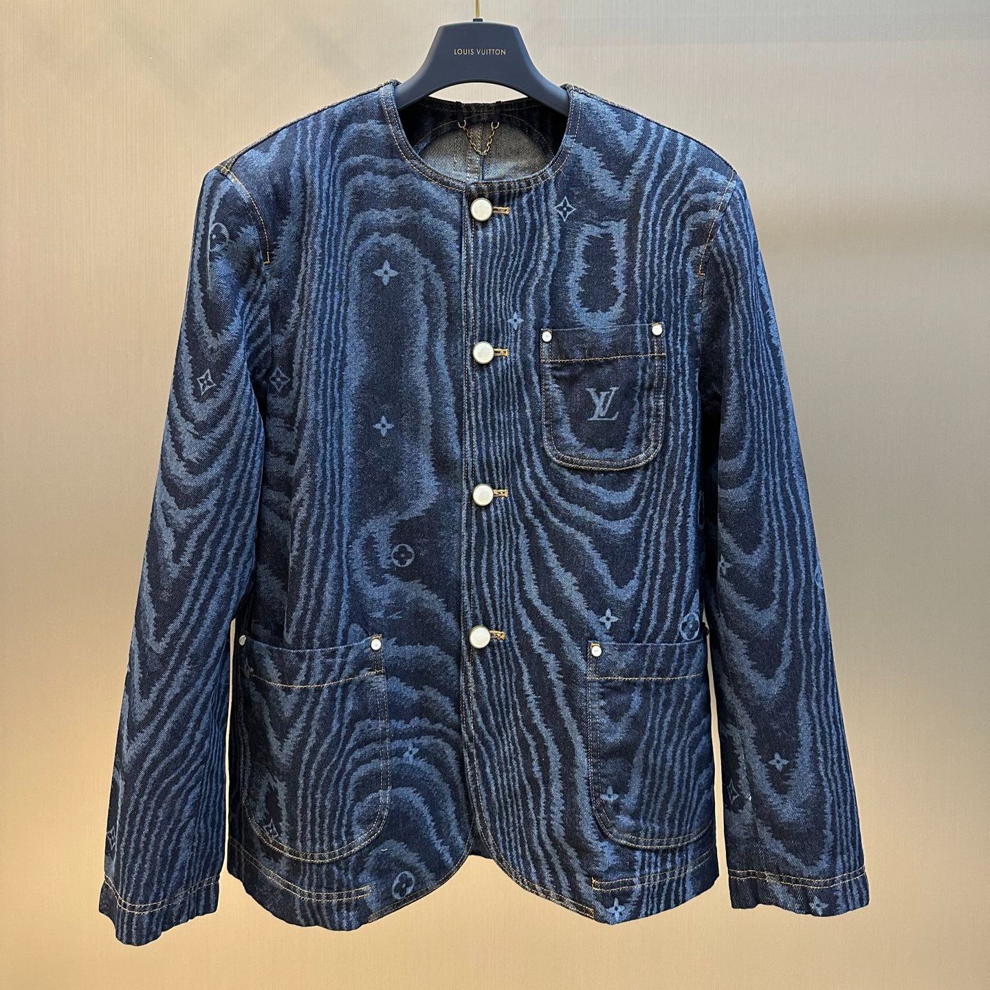 Louis Vuitton Denim Jacket（1AHUXN）