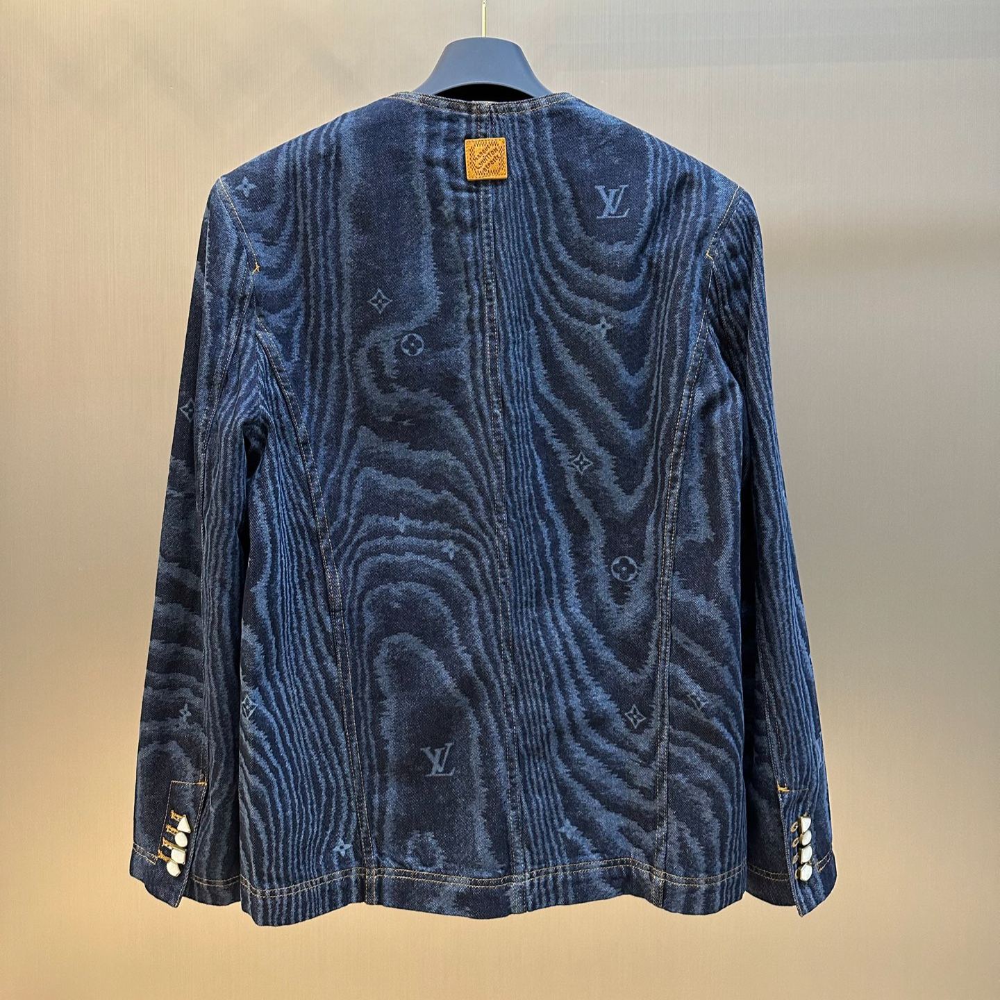 Louis Vuitton Denim Jacket（1AHUXN）