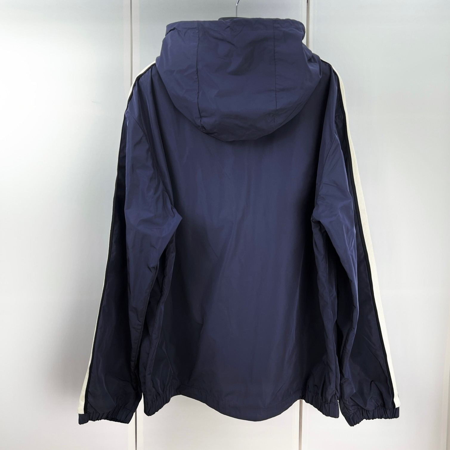 MONCLER Ollan Windbreaker Hooded Jacket（K10911A001875987674S）