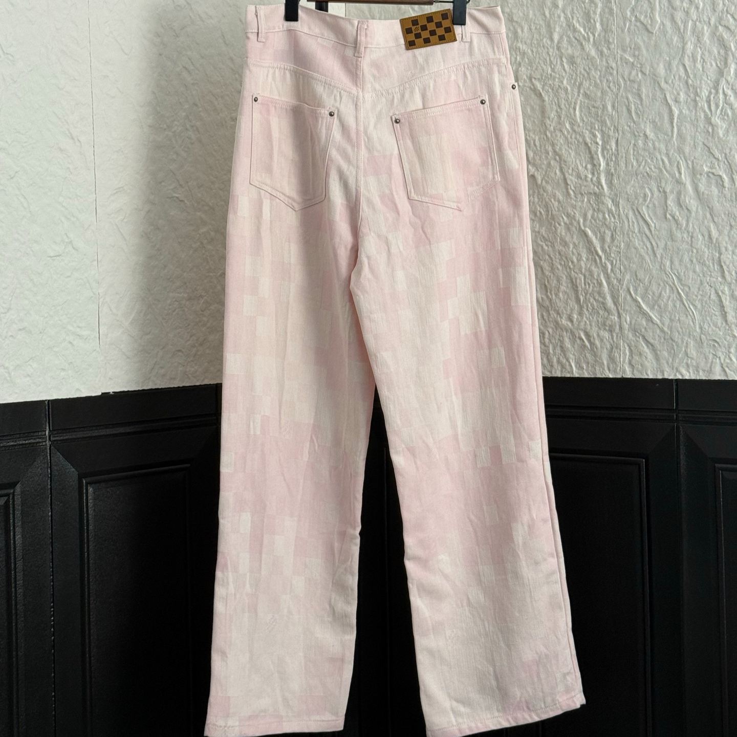 Louis Vuitton DAMOFLAGE skater jeans（1AILVE）