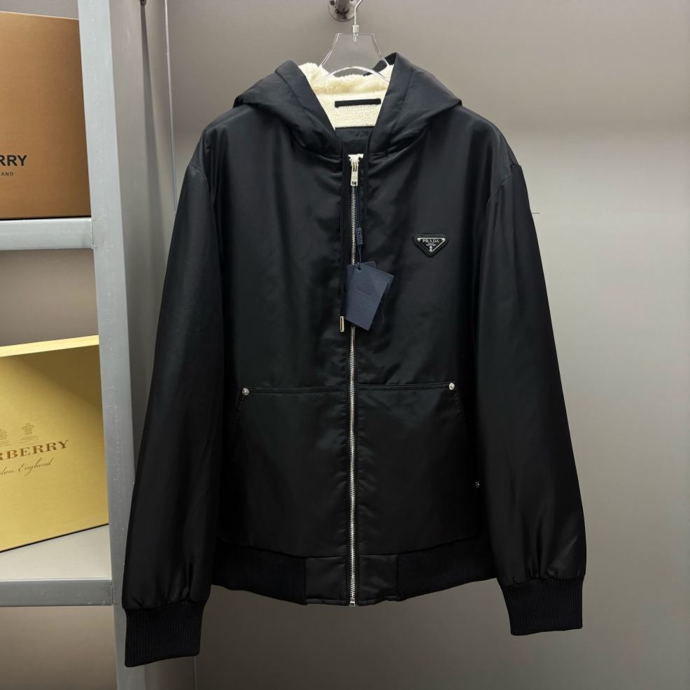  Prada logo lambswool zip-up hooded jacket (SGC5851WQ8-F0002）
