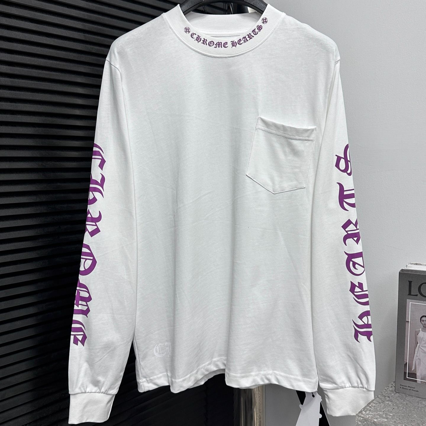 CHROME HEARTS Long T-shirt with neck logo (CH-2443671）