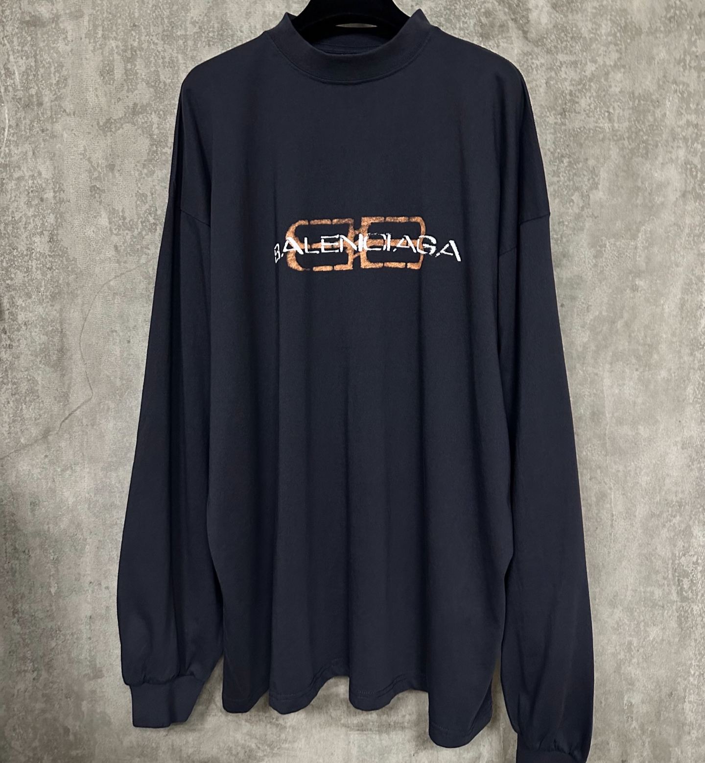 BALENCIAGA Men's Bb Icon Stencil Long Sleeve T-shirt (850404TTVD61041）