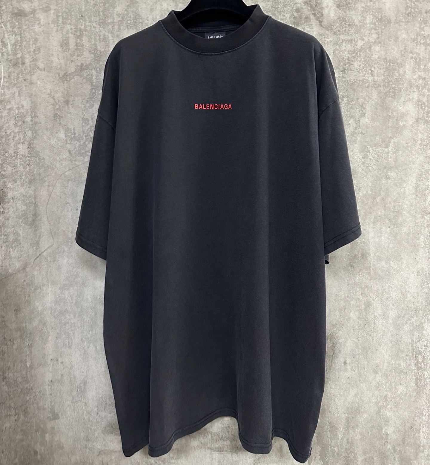 Balenciaga Back T-shirt Medium Fit (764235TTVJ18483）