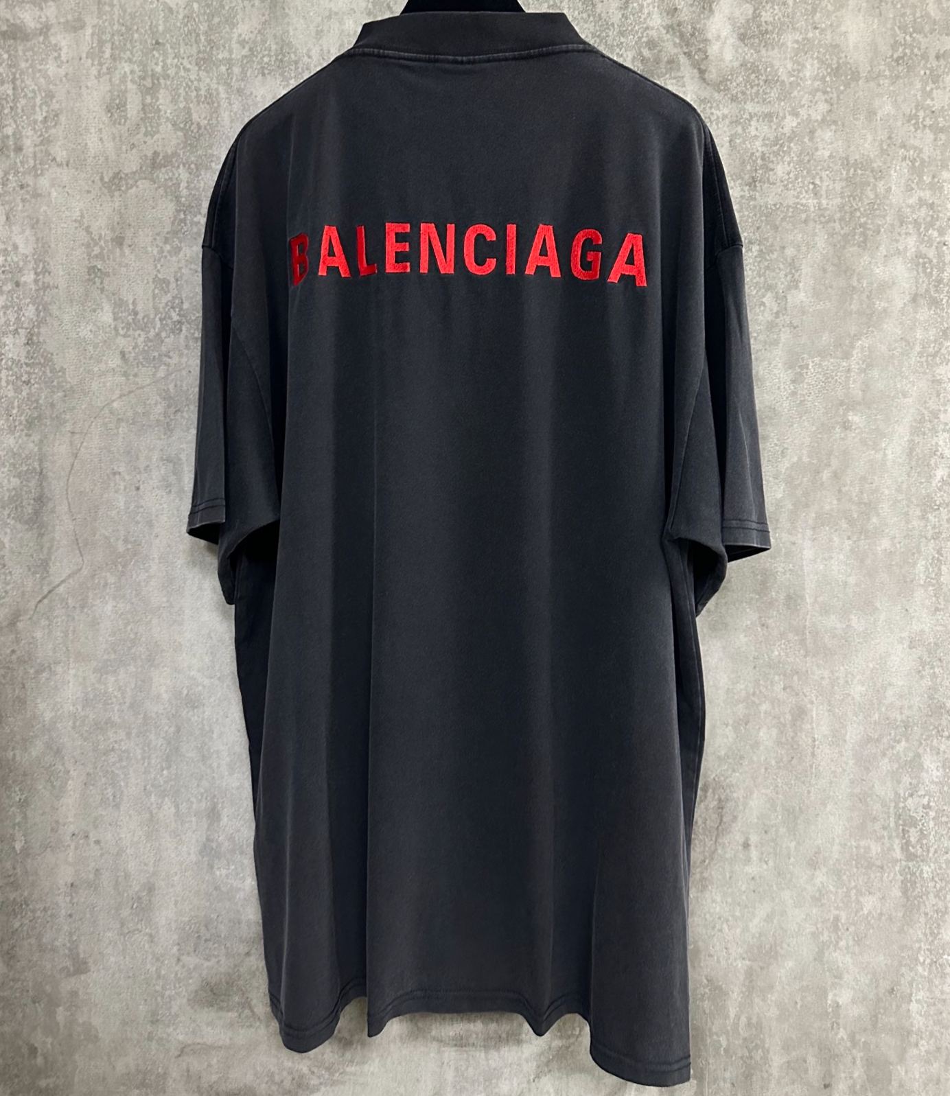 Balenciaga Back T-shirt Medium Fit (764235TTVJ18483）