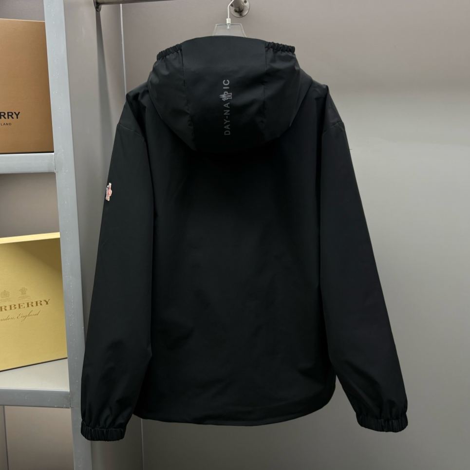 Moncler Grenoble Shipton jacket（K10971A000015987M999）