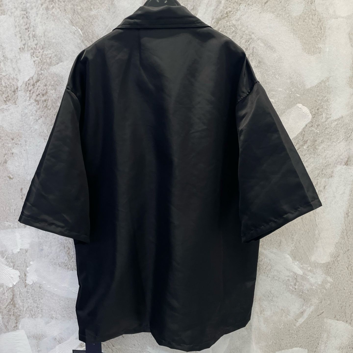 PRADA Men's Re-Nylon Short Sleeve Shirt (SC637-1WQ8-F0002）