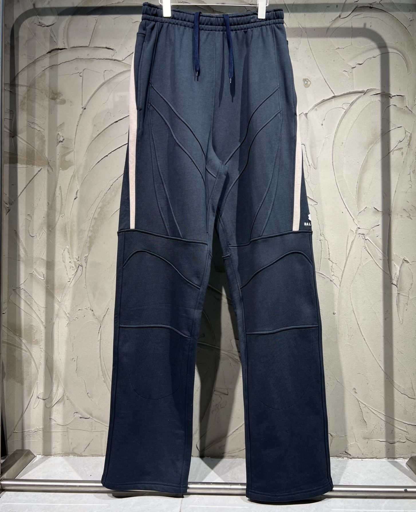Balenciaga Biker Sweatpants (792575TQVM21070）