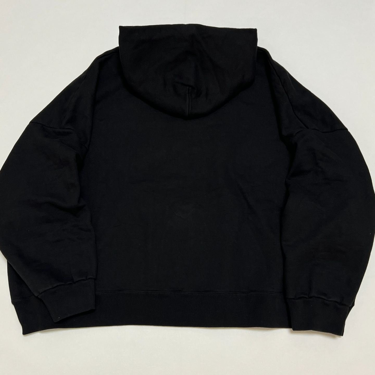 SAINT Mxxxxxx HOODIE RIBON SAINT BLACK（SM-YS1-0000-039）