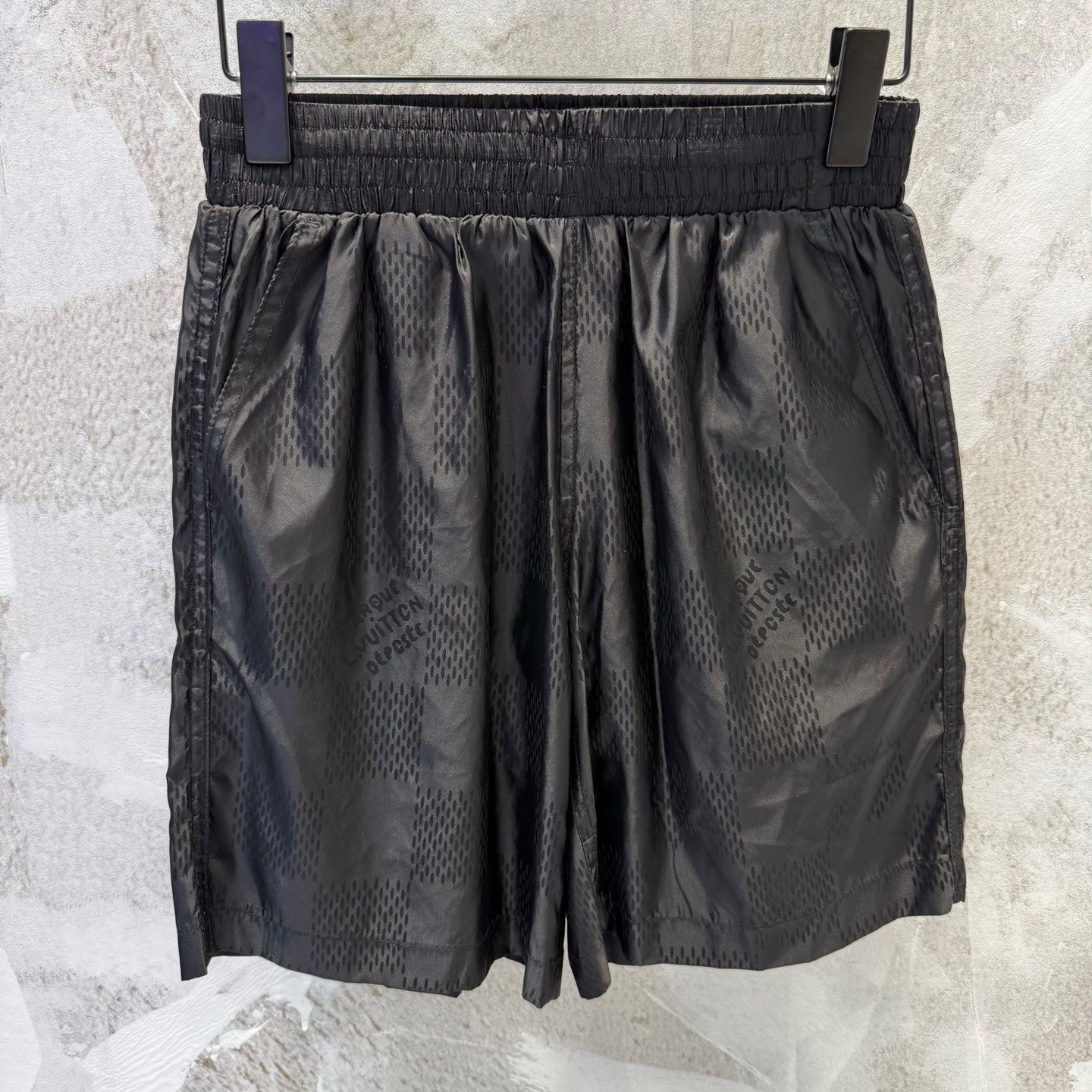 Louis Vuitton DAMIER nylon beach shorts（1AGJP9）