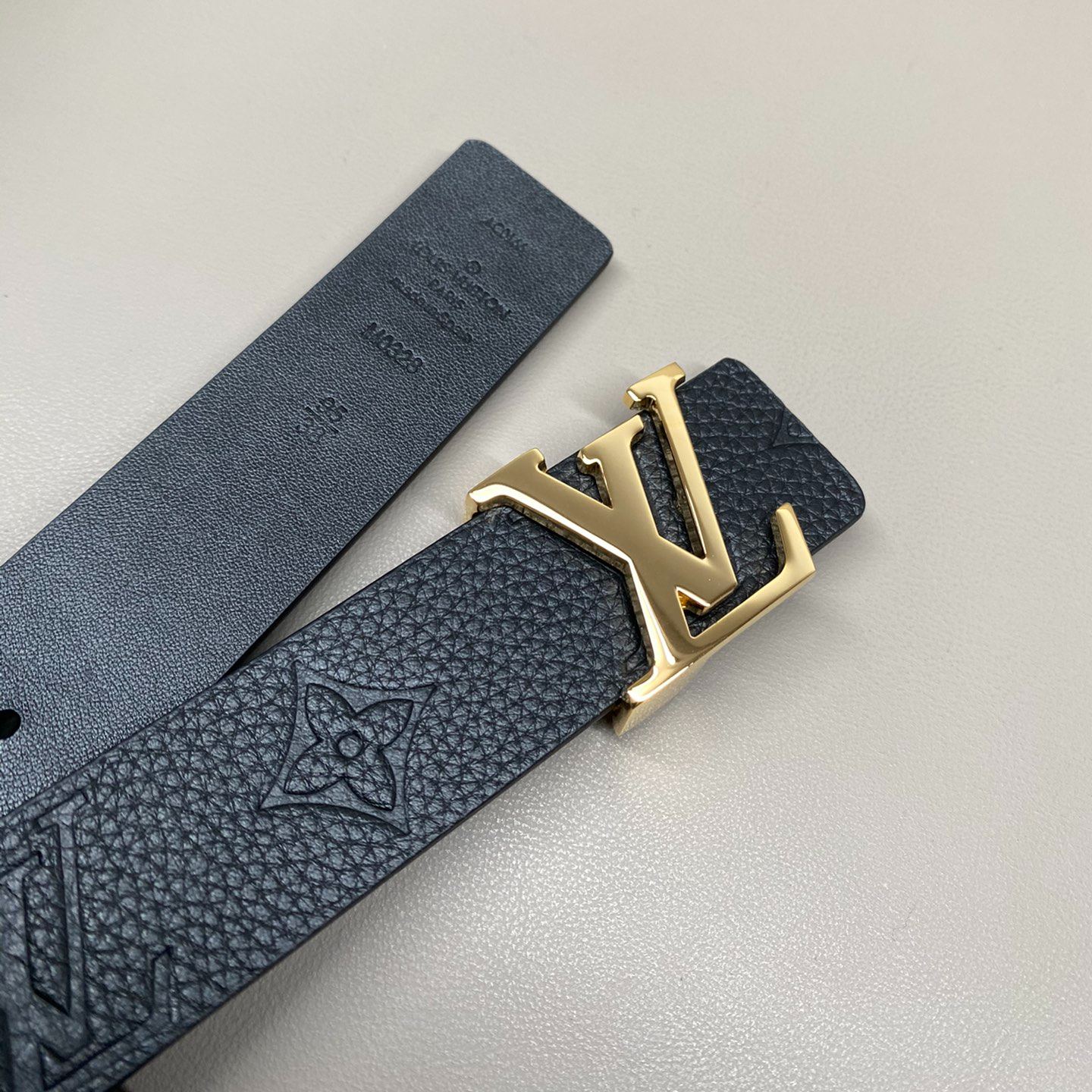 Louis Vuitton Iconic Monogram Empreinte Black Leather Strap 30mm（M0328）
