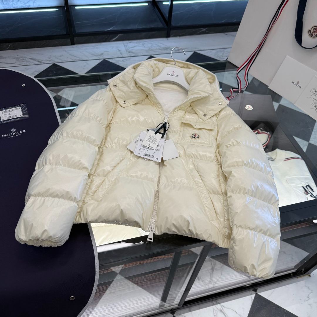 MONCLER Dofa men's and women's short down jackets（I20961A00011M3485999）
