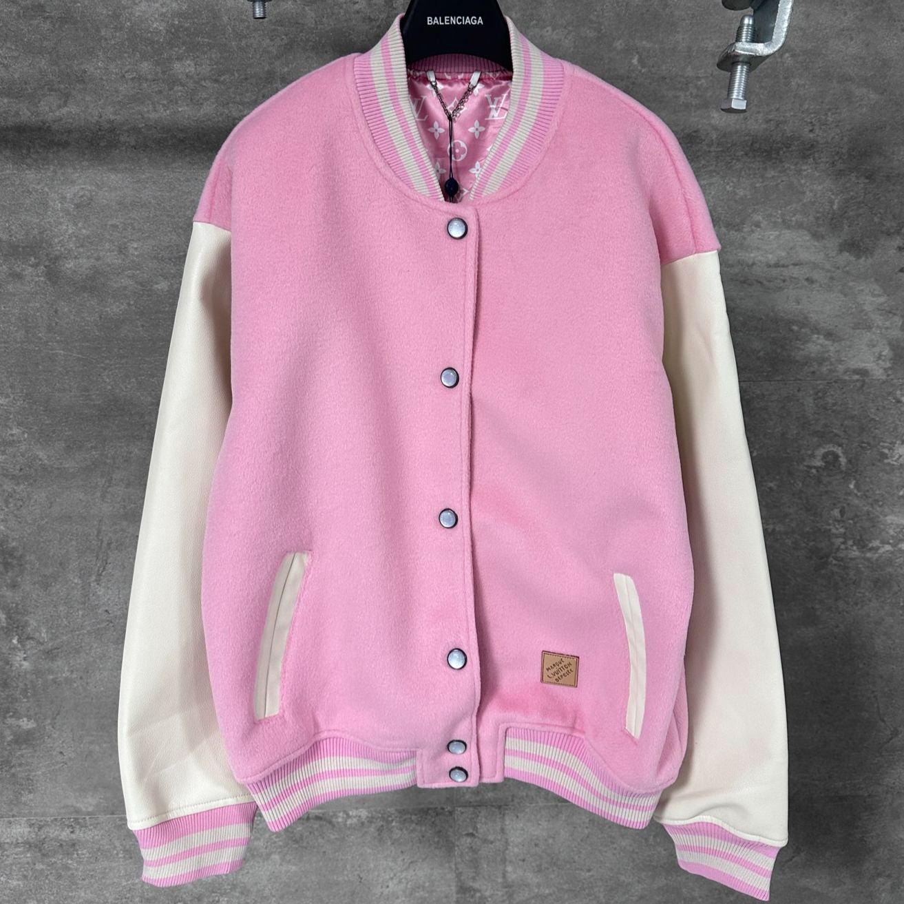 Louis Vuitton leather baseball jacket（1AIMWP）