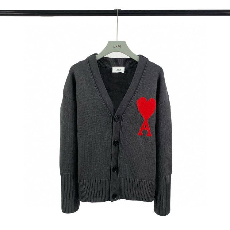 AMIPARIS AMI Big Heart Drop Shoulder V-Neck Knitted Cardigan Sweate（UKC003016-102）
