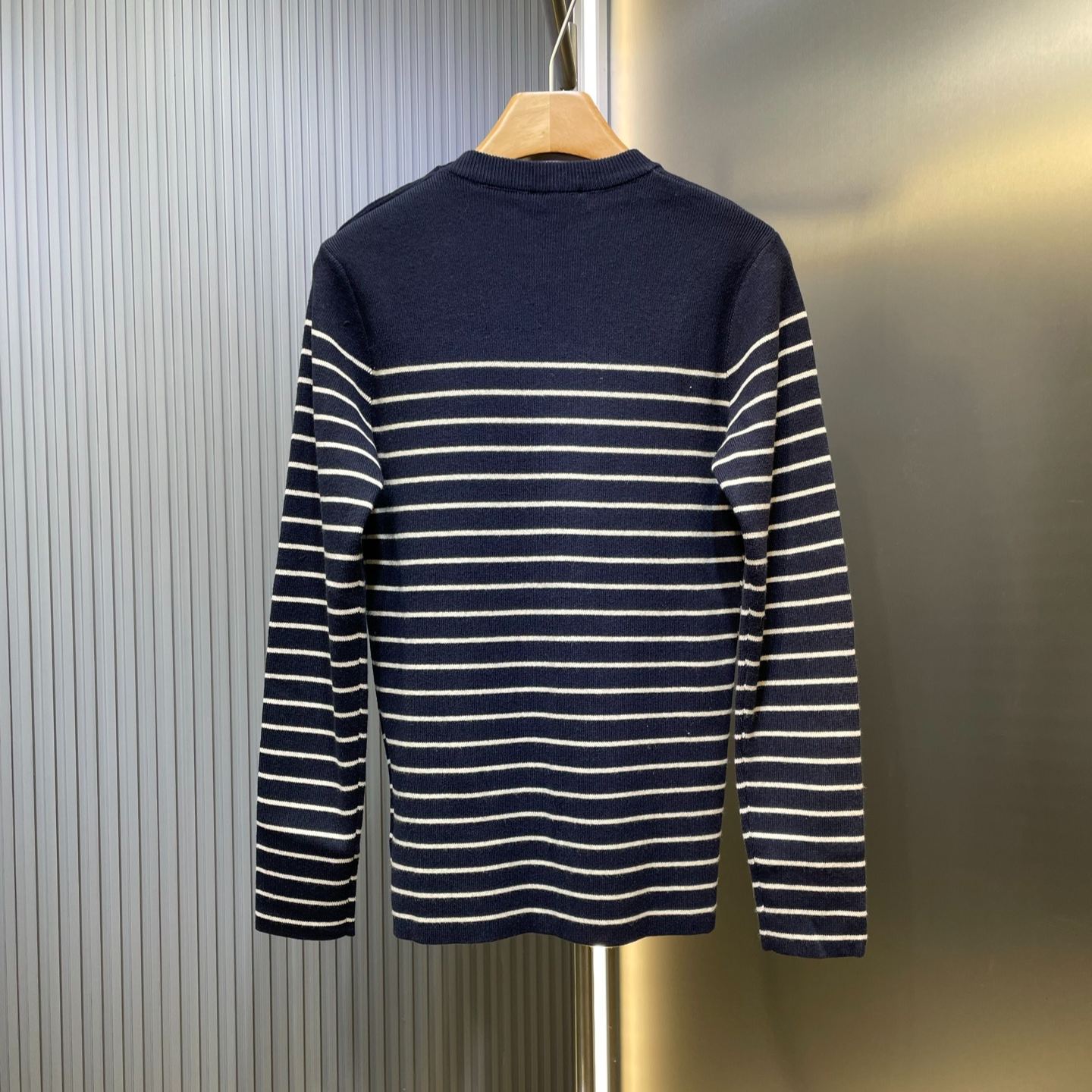PRADA Striped superfine wool crew neck sweater(UMF116-17V5-F0008-S-OOO）