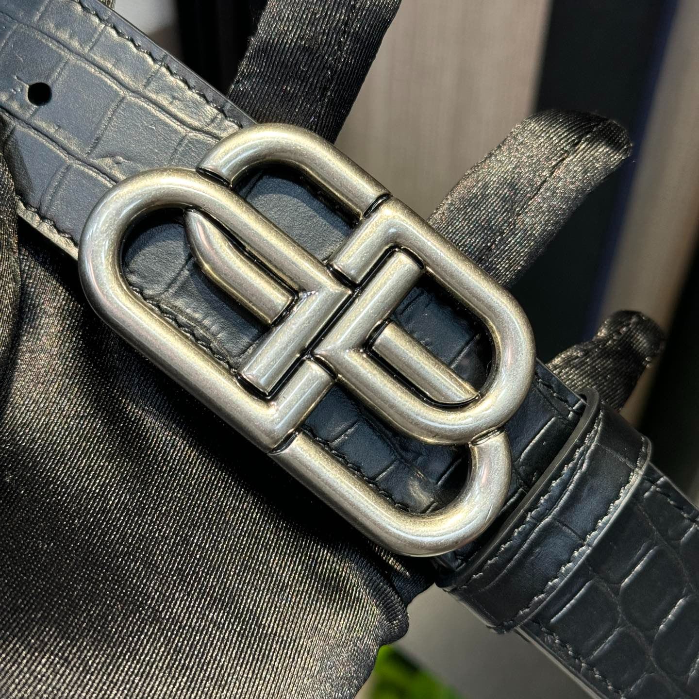 Balenciaga Men's Bb Large Belt in Black-3.5cm（5703701ROBY1000）