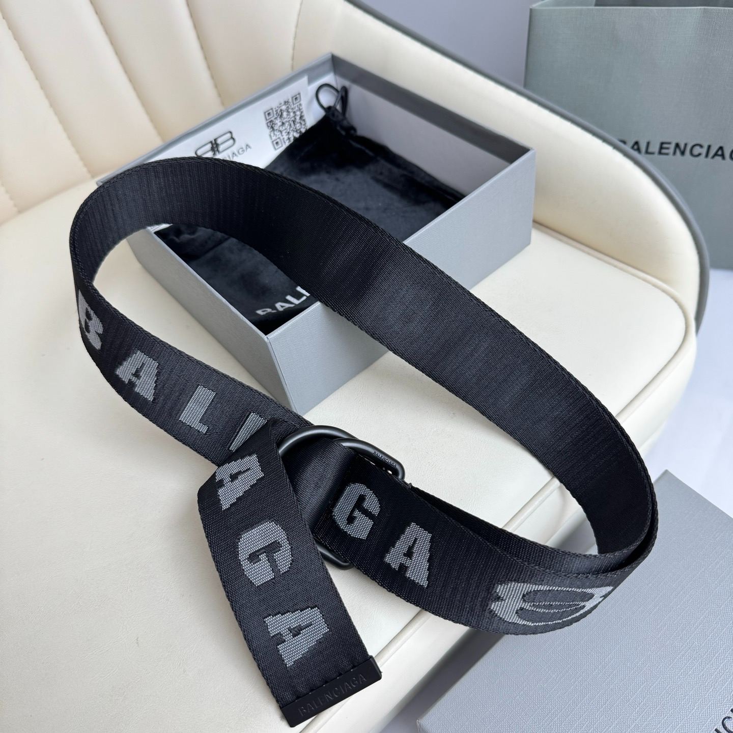 BALENCIAGA Men's D-Ring Belt in Dark Gray-4cm（7944852AA5W1064）
