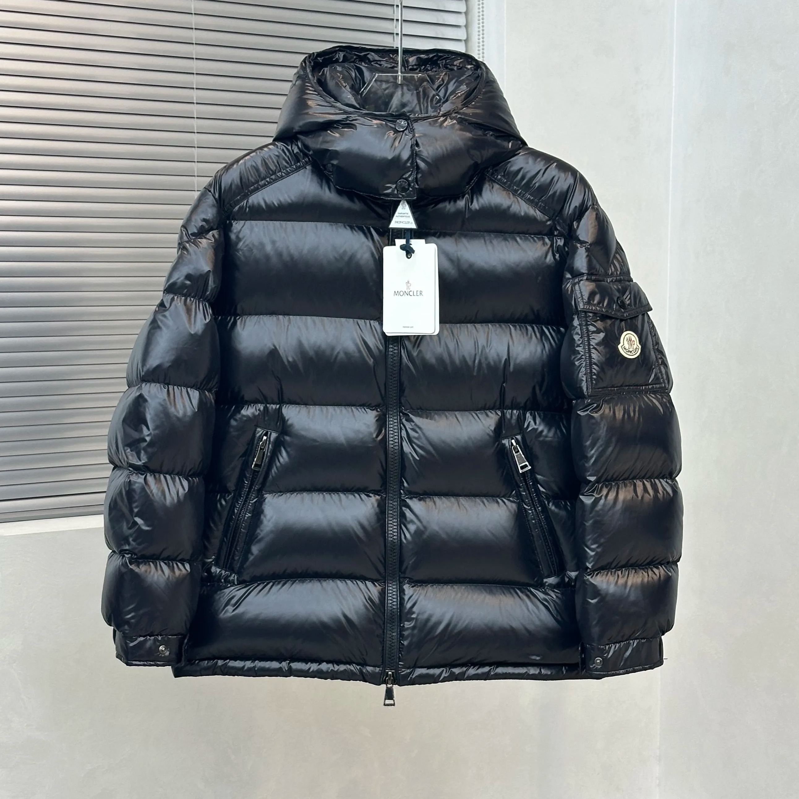 Moncler Maire classic short women's down jacket  (NFC)（J20931A0014268950500）