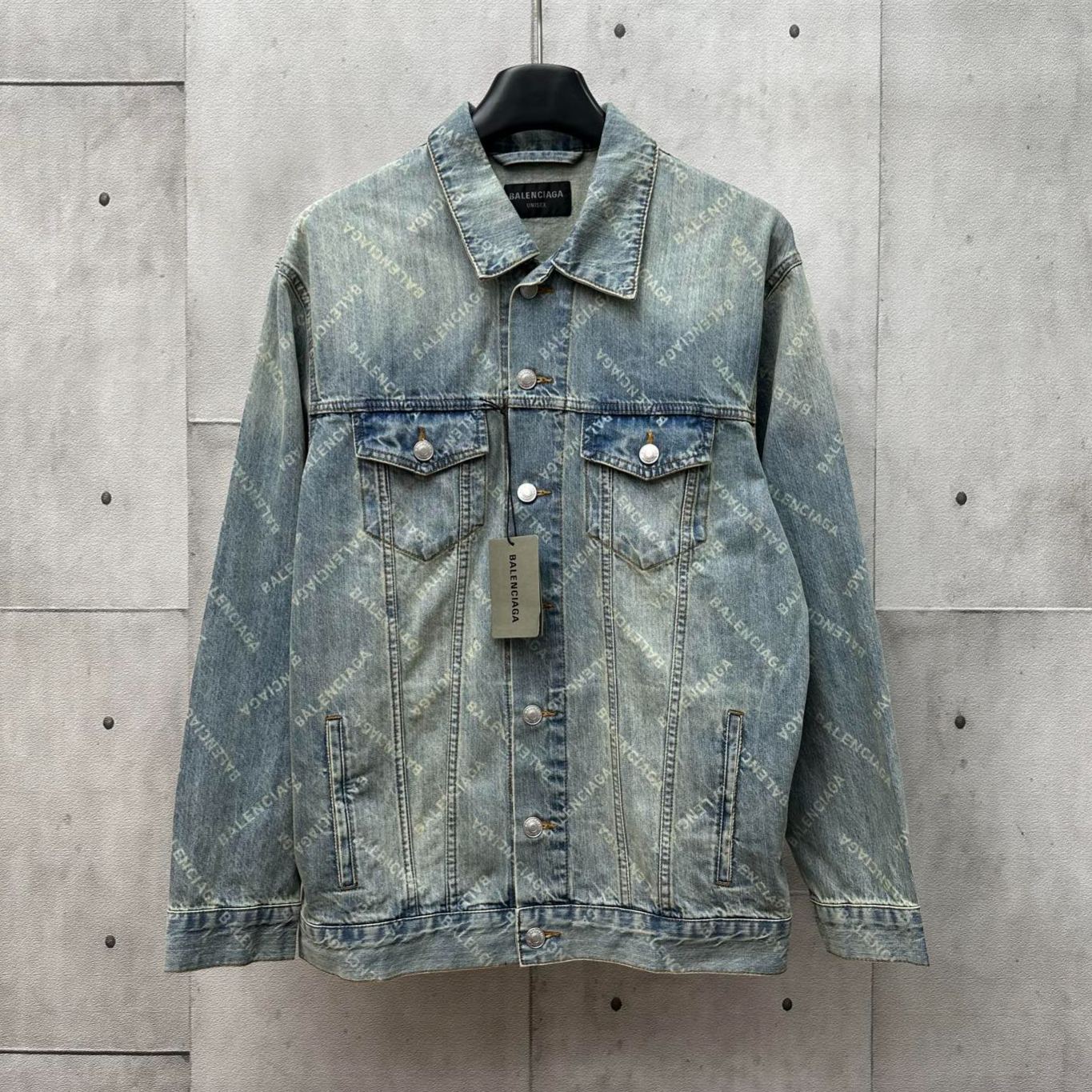 BALENCIAGA BAL DIAGONAL ALLOVER Oversized Jacket（773616TPW534868）
