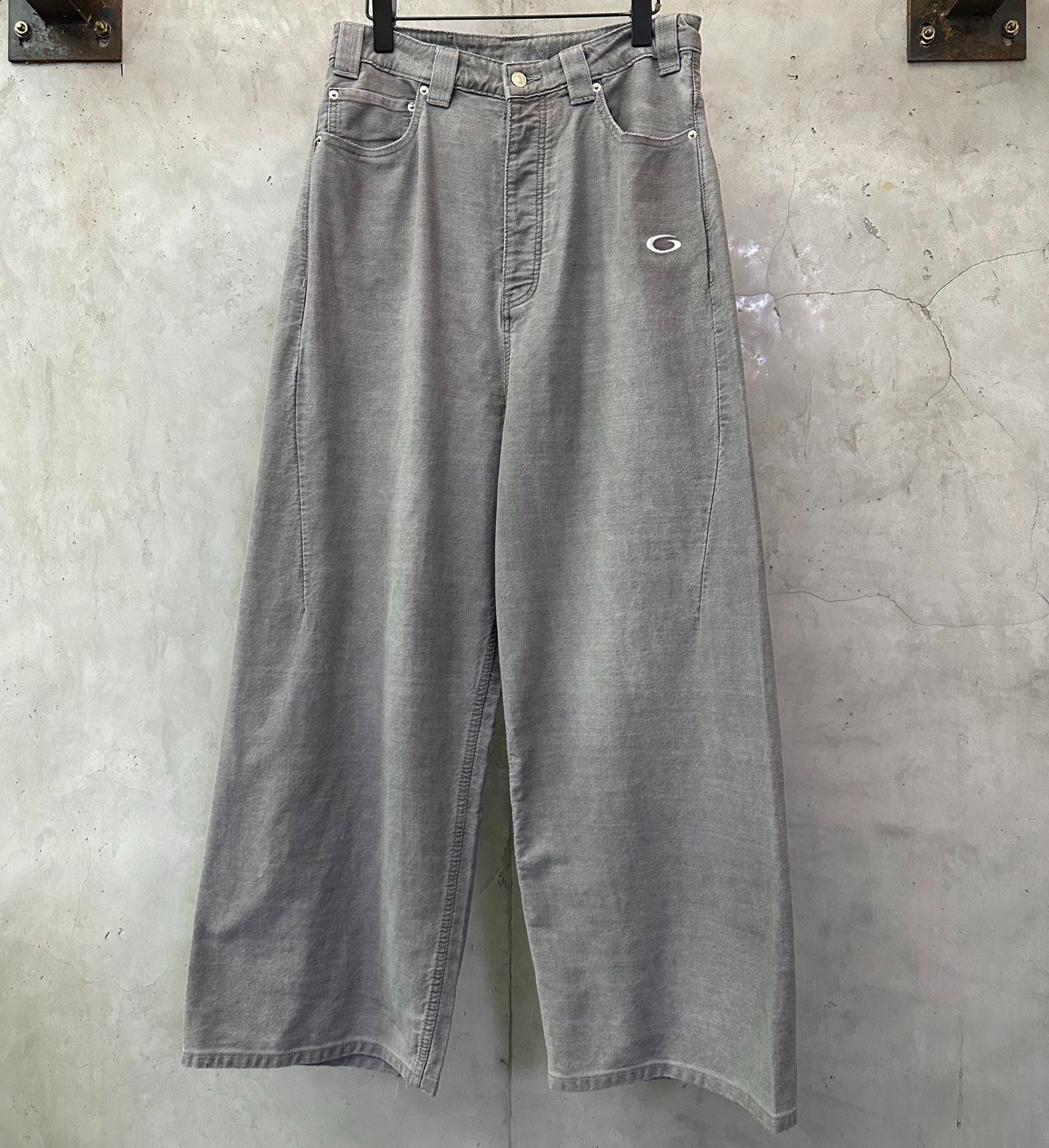 BALENCIAGA Men's Trompe Loeil Sweatpants "Heather Grey" (838695TSWB31300）