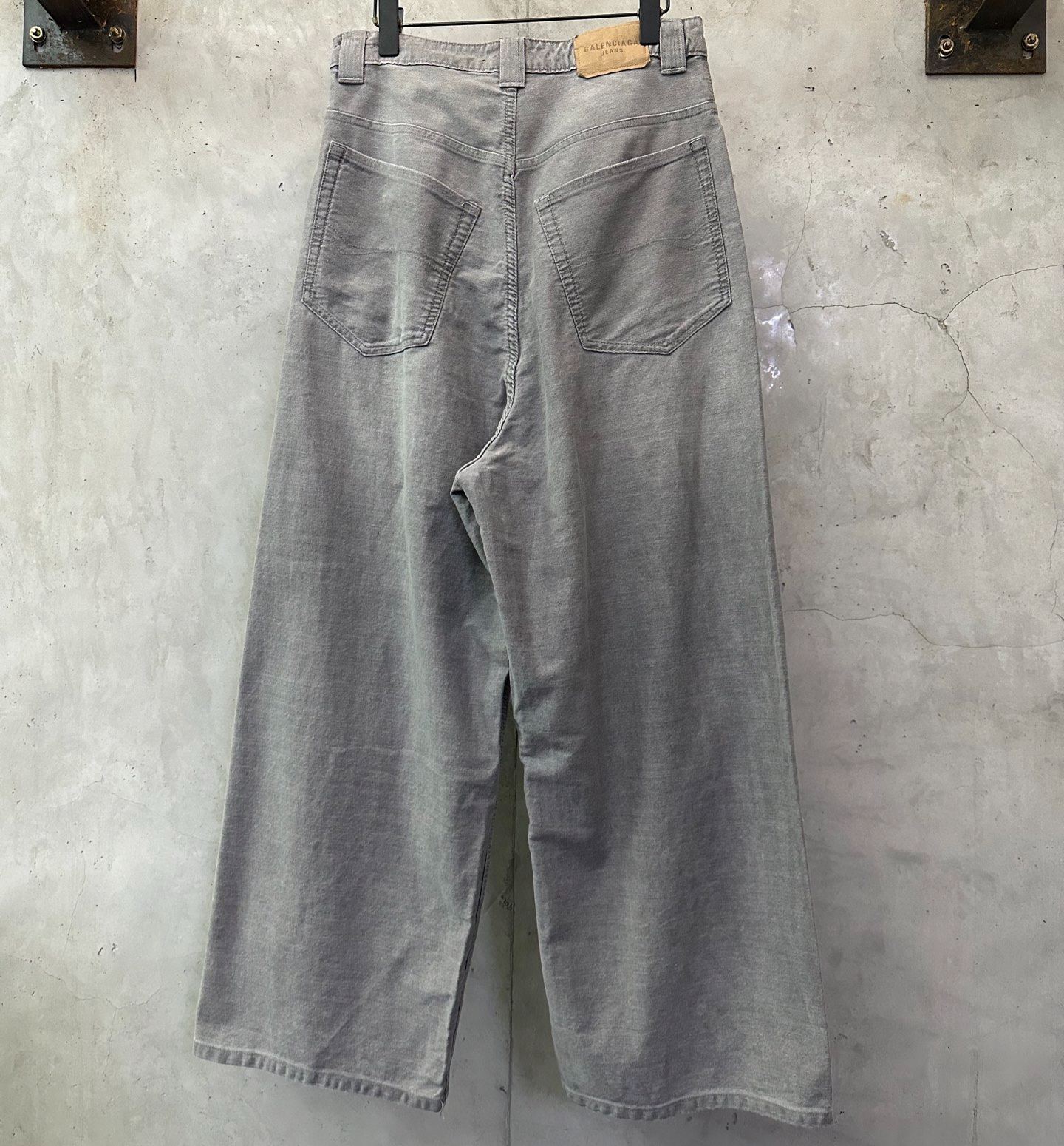 BALENCIAGA Men's Trompe Loeil Sweatpants "Heather Grey" (838695TSWB31300）