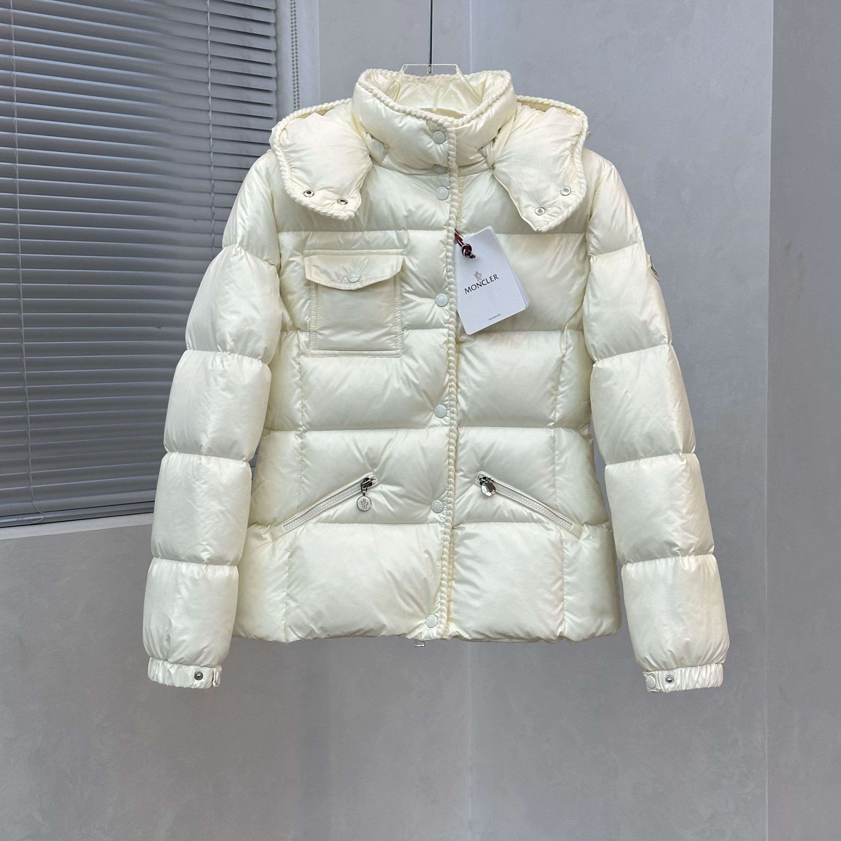 MONCLER Glareins women's woven trim hooded short down jacket（K20931A00014597EU04A）