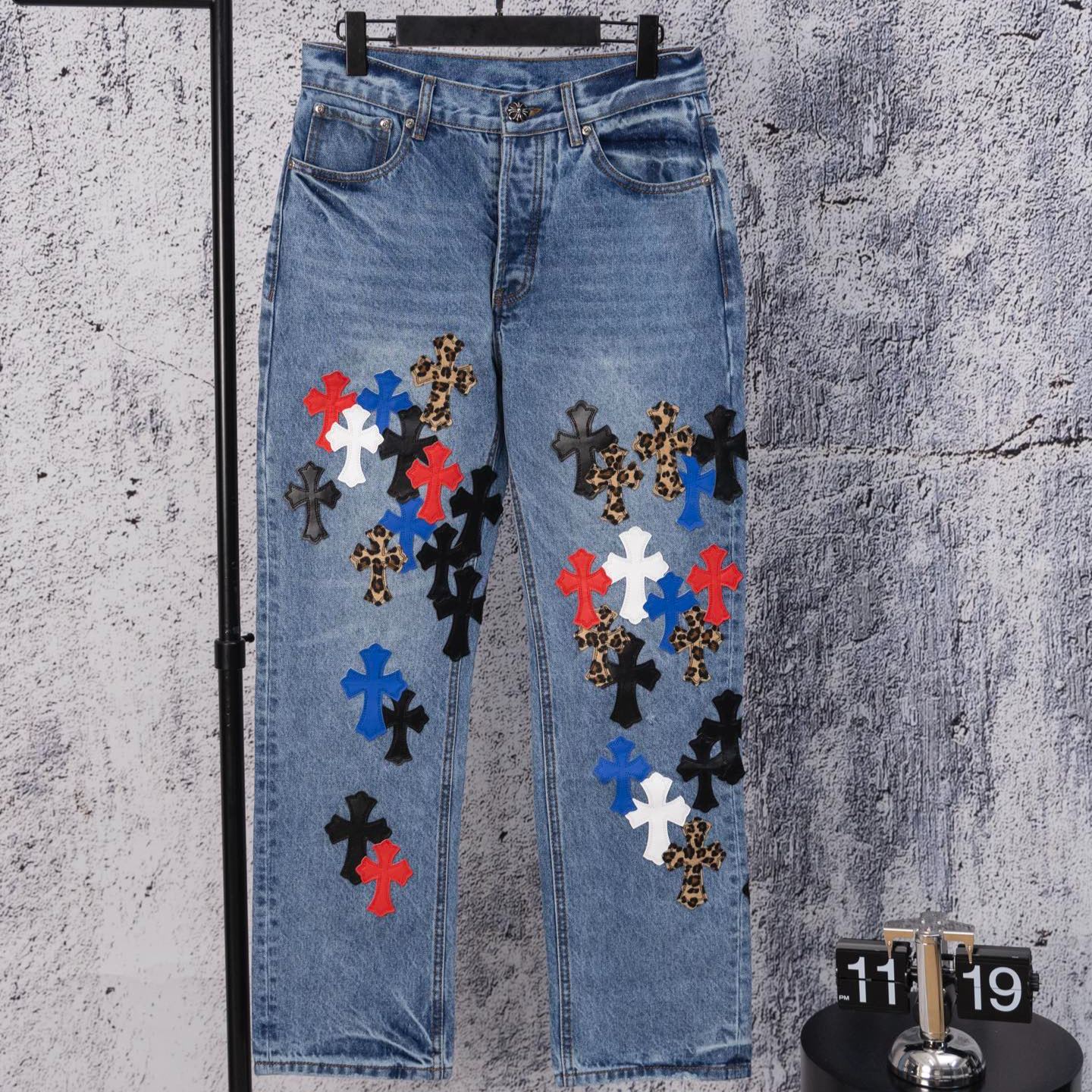 Chrome Heart embroidered print straight-leg jeans（CH-2025102201）