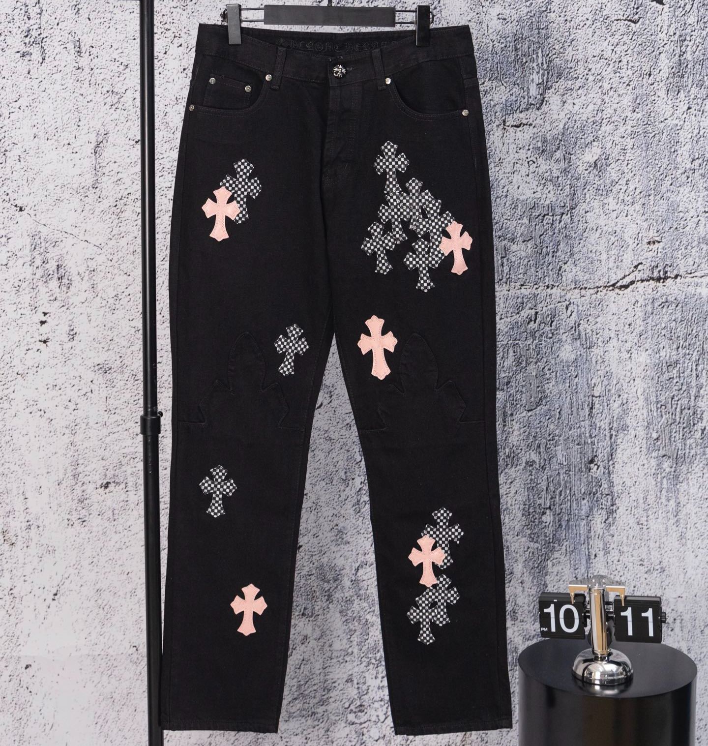 Chrome Heart embroidered print straight-leg jeans（CH-2025102203）