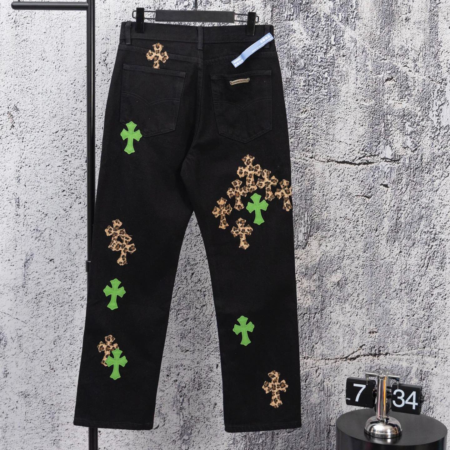 Chrome Heart embroidered print straight-leg jeans（CH-2025102205）