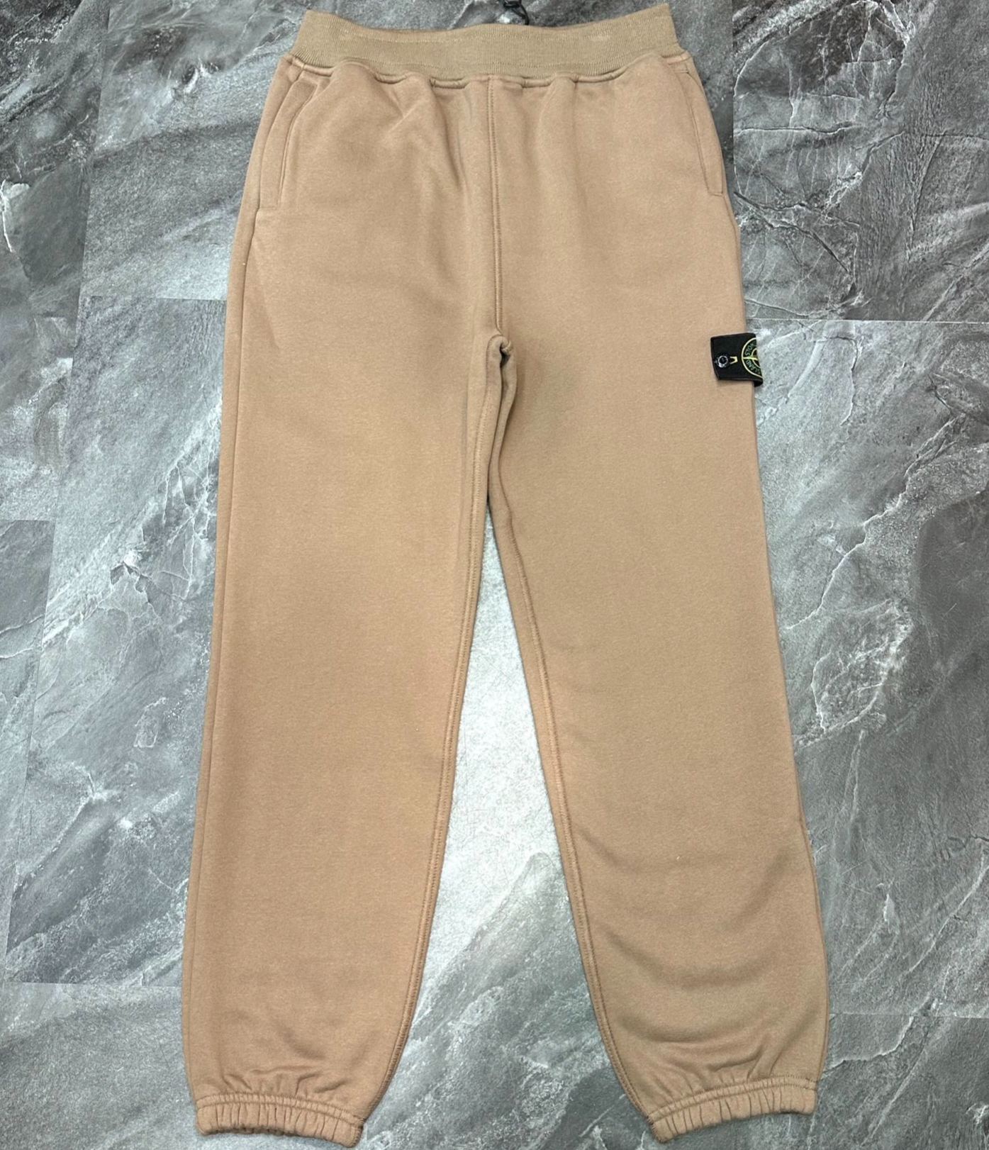Stone Island Sweat Bottoms（K2S156200004S0A20-V006B）