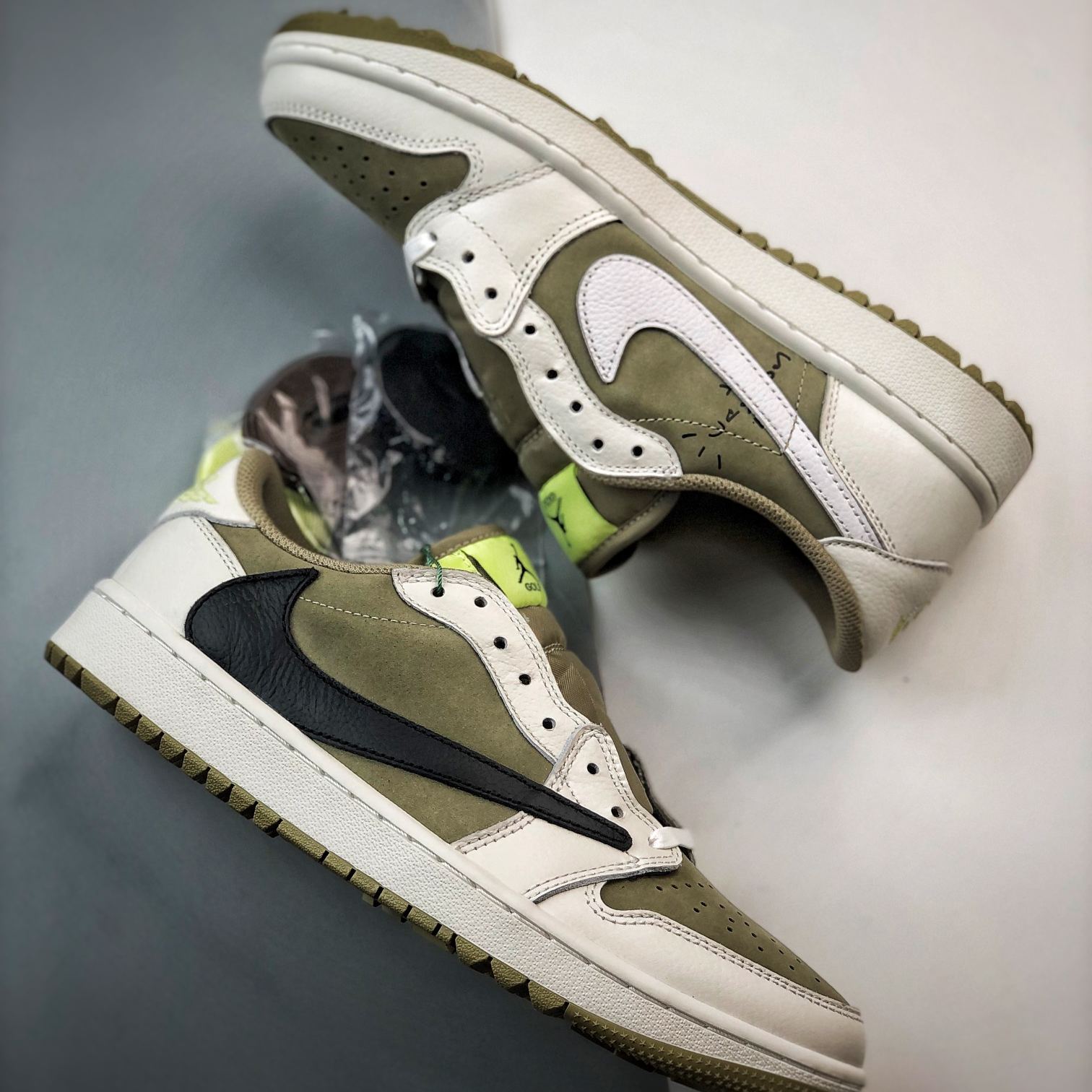 Travis Scott × Nike Air Jordan 1 Low Golf NRG "Neutral Olive"(FZ3124-200)