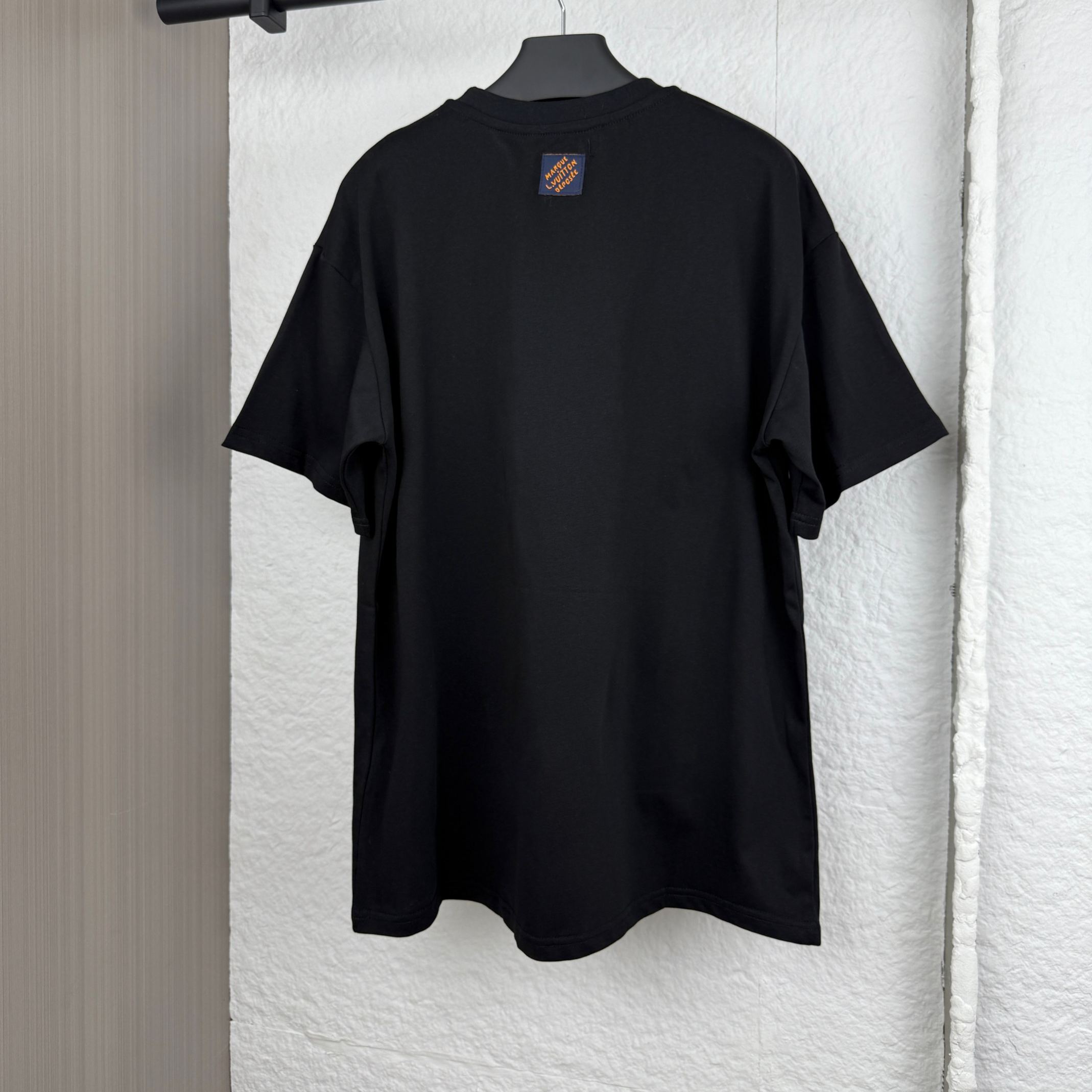 Louis Vuitton embellished short-sleeved T-shirt（1AJCFH）