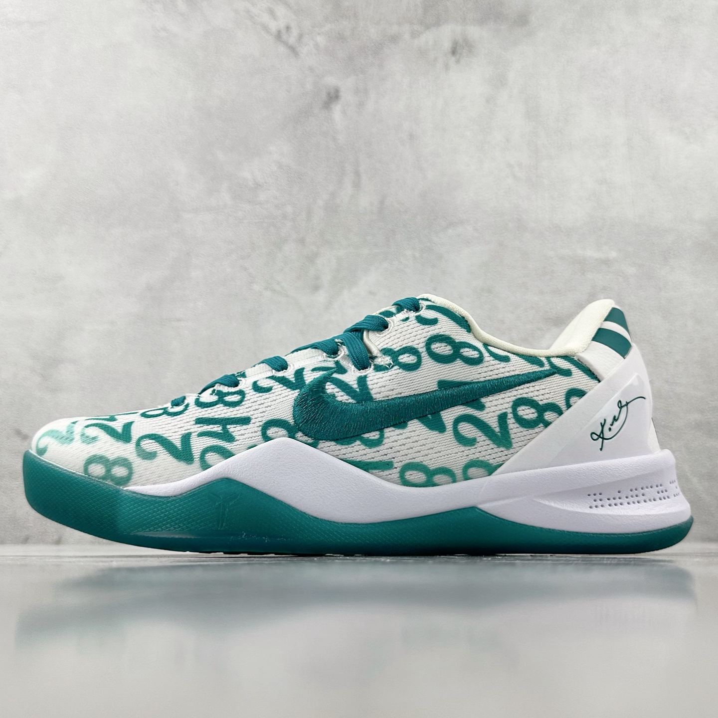 【SALE】Nike Kobe 8 Protro "Aqua"（FQ3549-101）