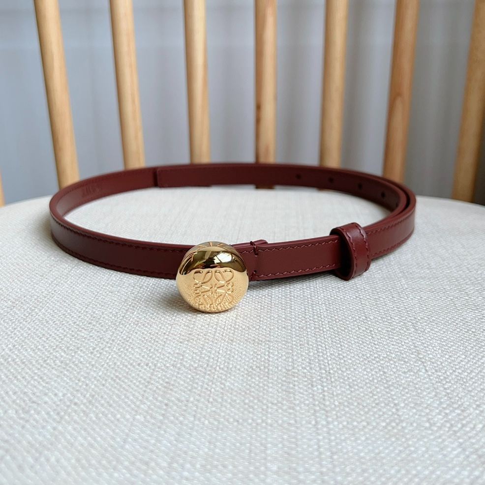 LOEWE 'Lettering' logo belt Loewe Pebble belt in smooth calfskin（E619Z16X173777）