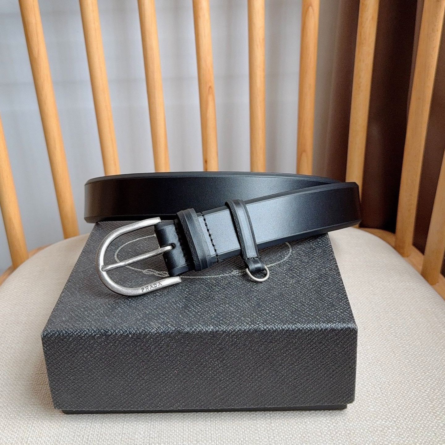 PRADA FW25 Black leather belt（1CS1472HIL）