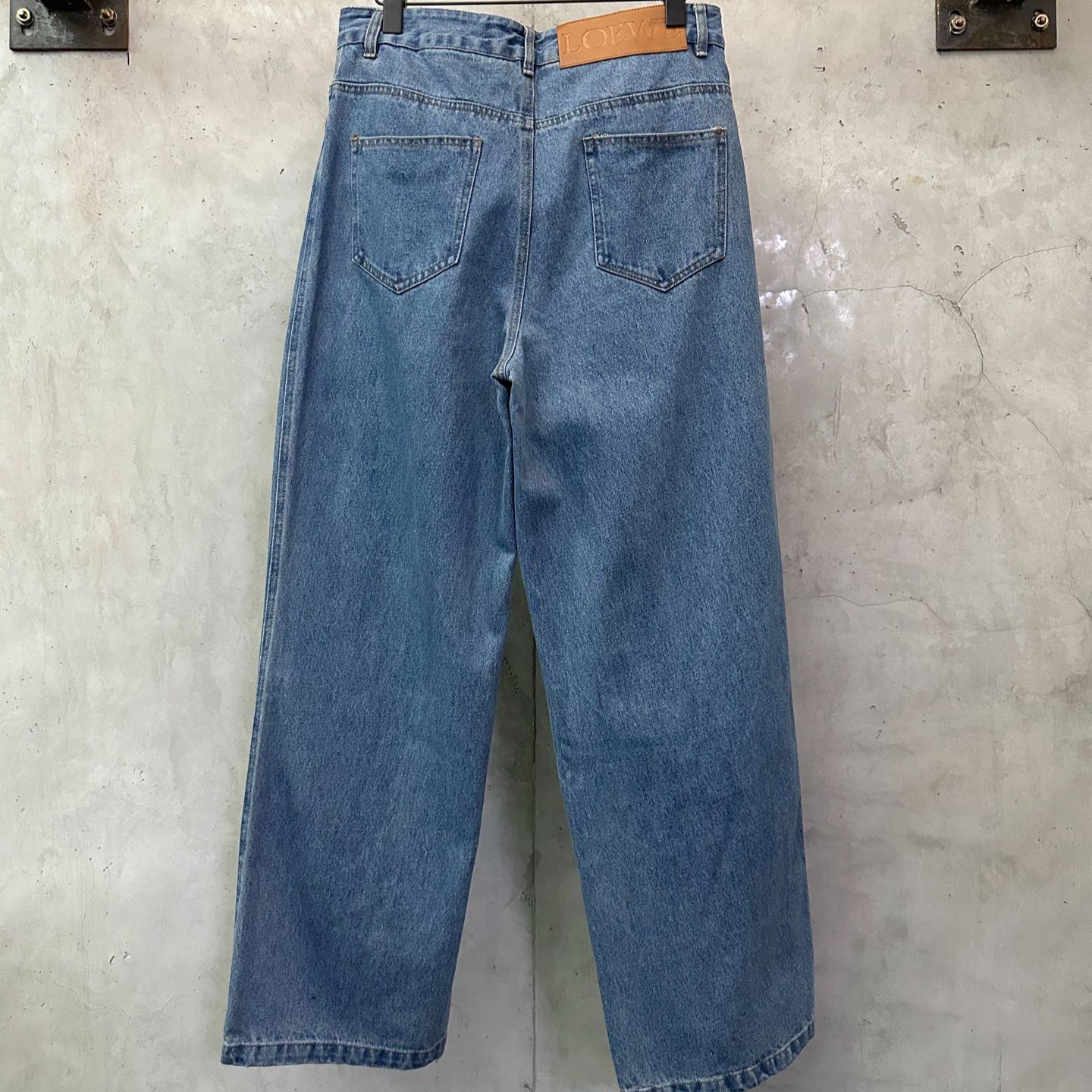 LOEWE Anagram Loose-fitting Jeans (H526Y11X71-5475）