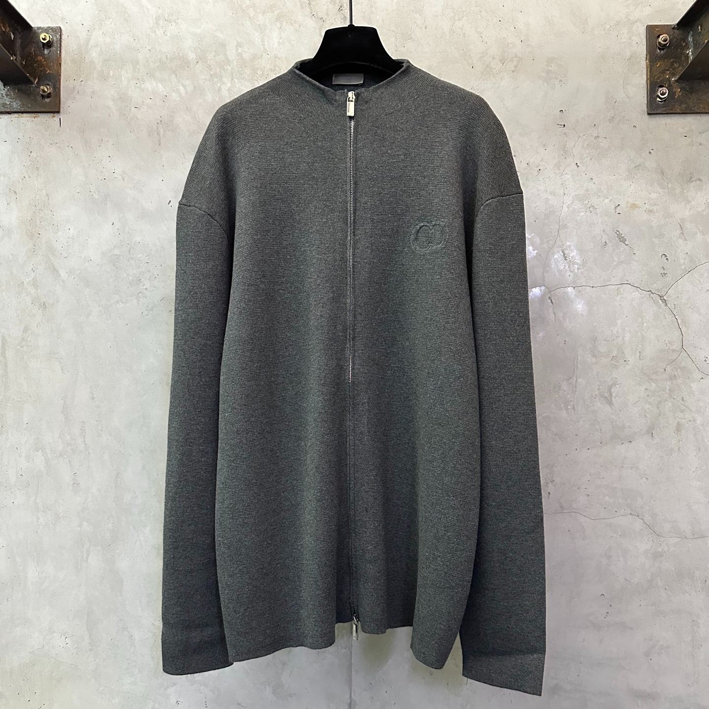 DIOR CD Icon Zipped Sweater（513M221A2000-C989）