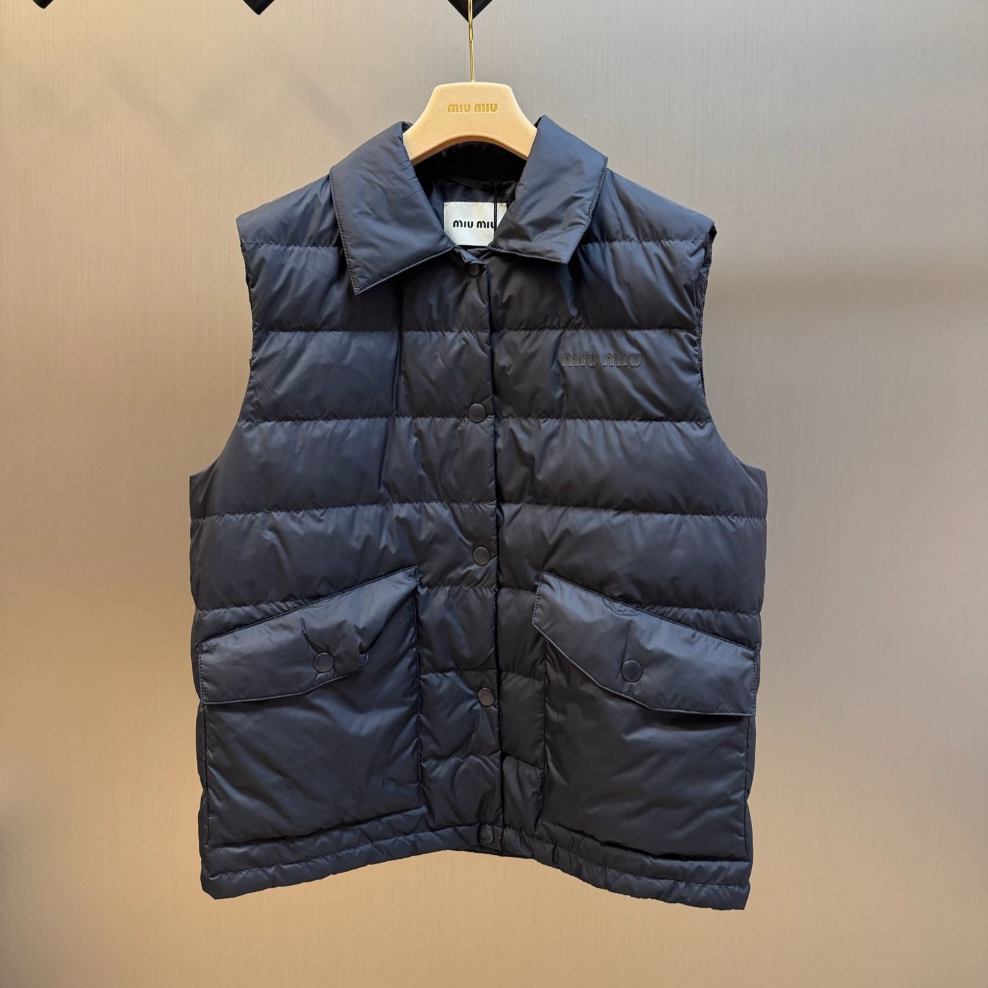 Miu Miu Technical Pongé Down Vest（ML1407-158A-F0008-S-OOO）