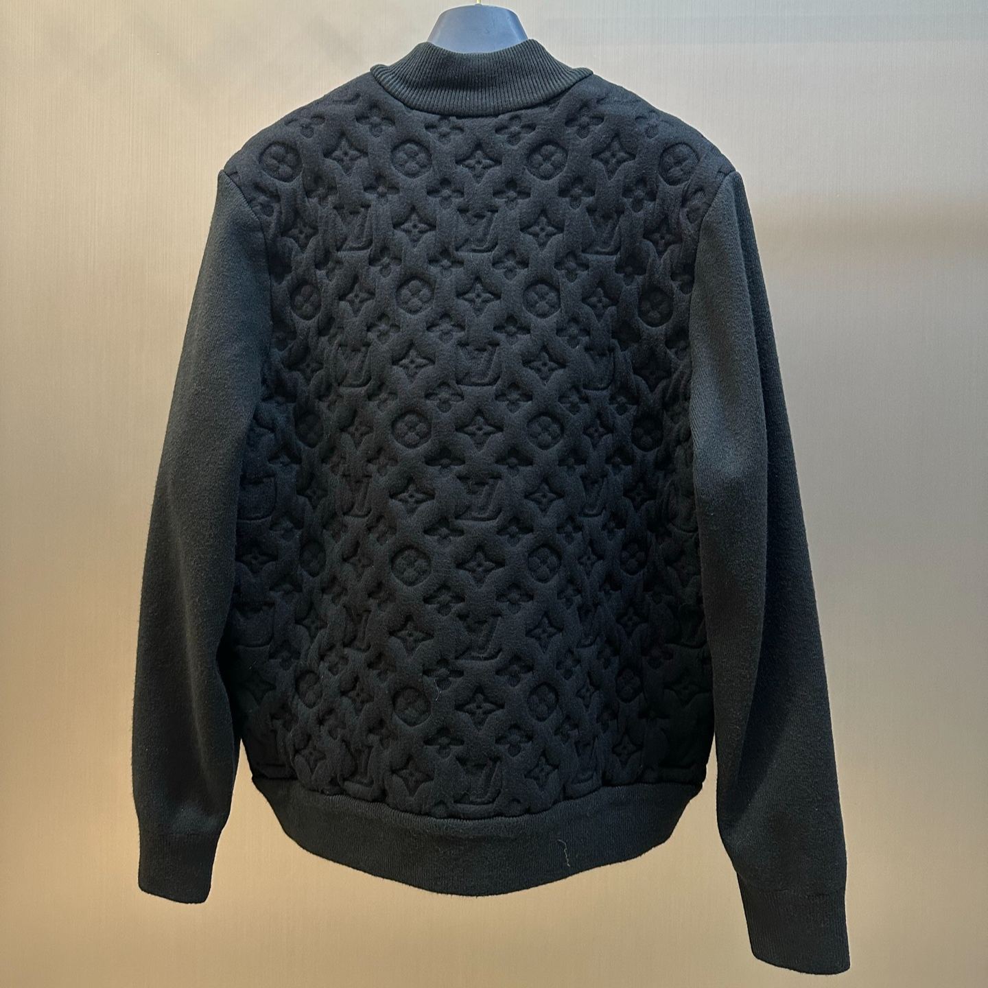 Louis Vuitton Monogram Padded Wool Blend Bomber（1AGJVA）